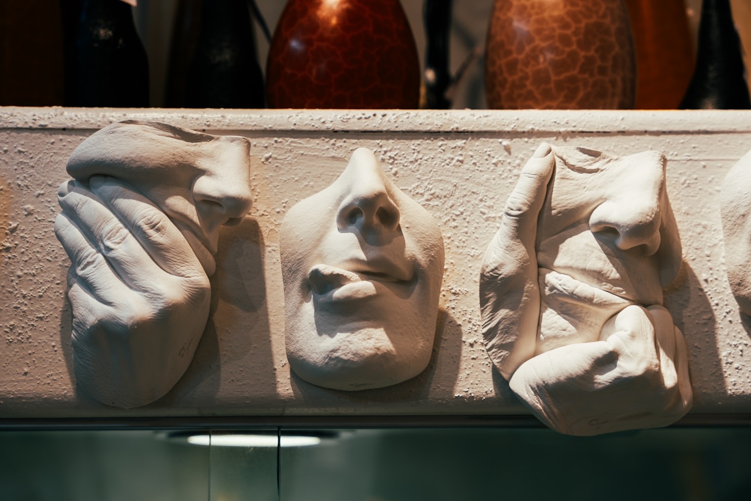 Inspiracje na dekoracje do domu z figurkami gipsowymi